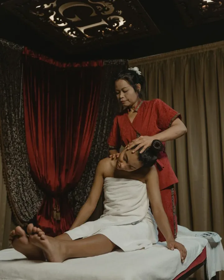Quầy lễ tân